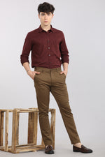 Brown Solid Textured Stretch Trouser