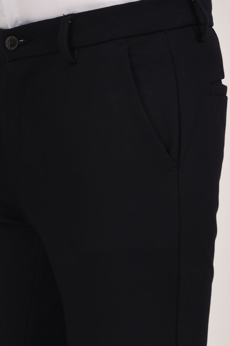 Essential Workwear Knit Pants